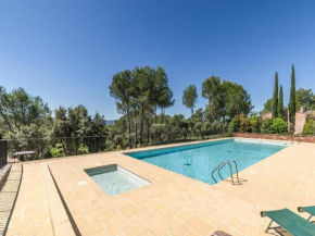 Holiday flats at Domaine de Saint-Endréol with golf, SPA and pool